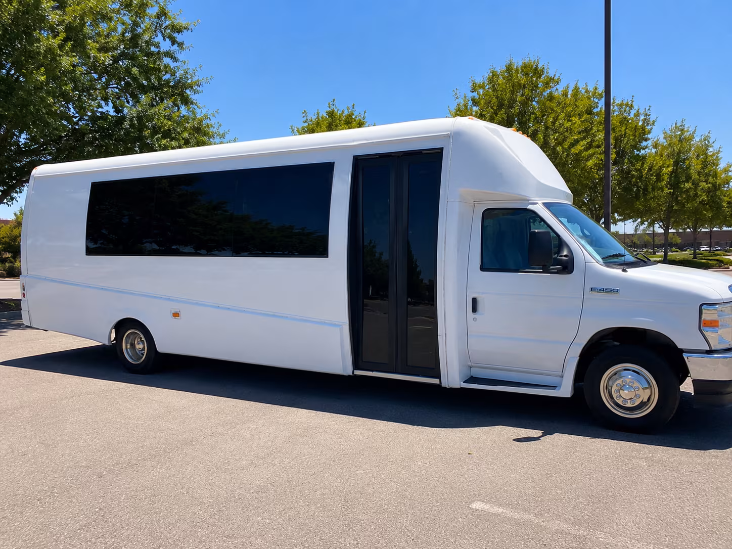Overland Park Birthday, Sweet 16, & Quinceañera Transportation party bus exterior