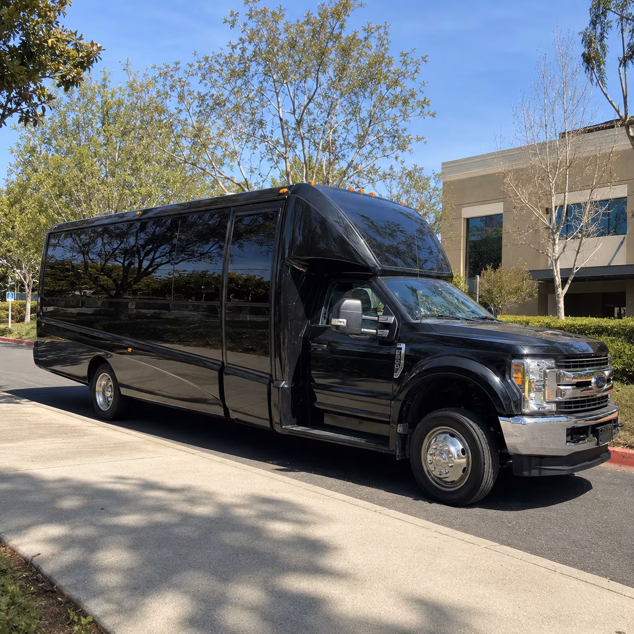 Overland Park Birthday, Sweet 16, & Quinceañera Transportation party bus interior