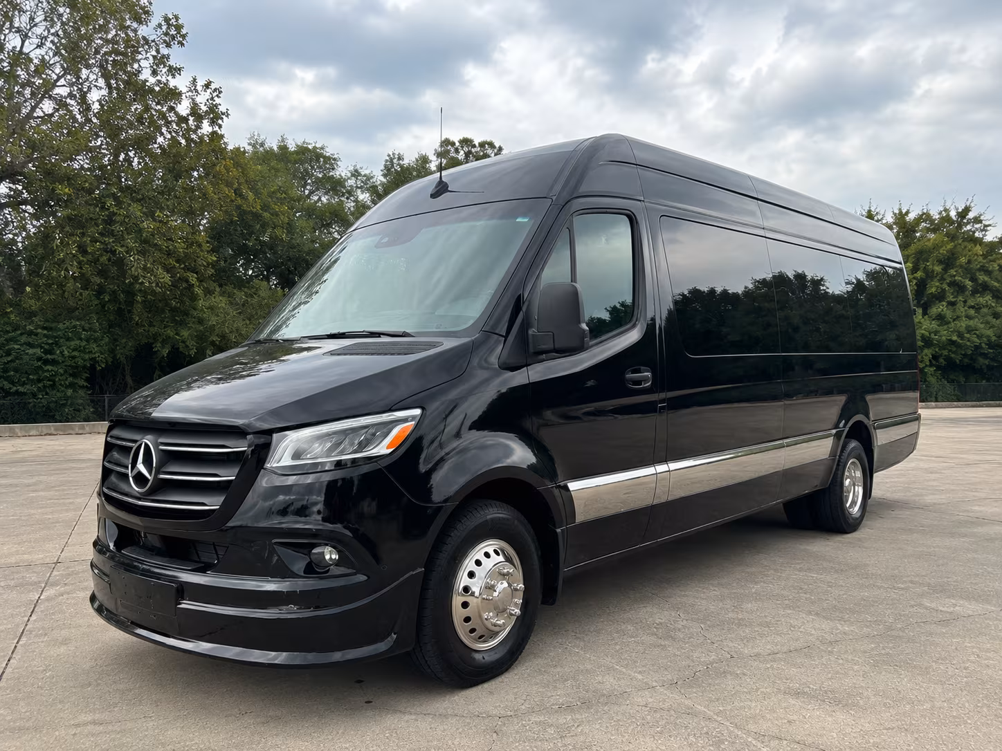 Overland Park Corporate Transportation party bus exterior